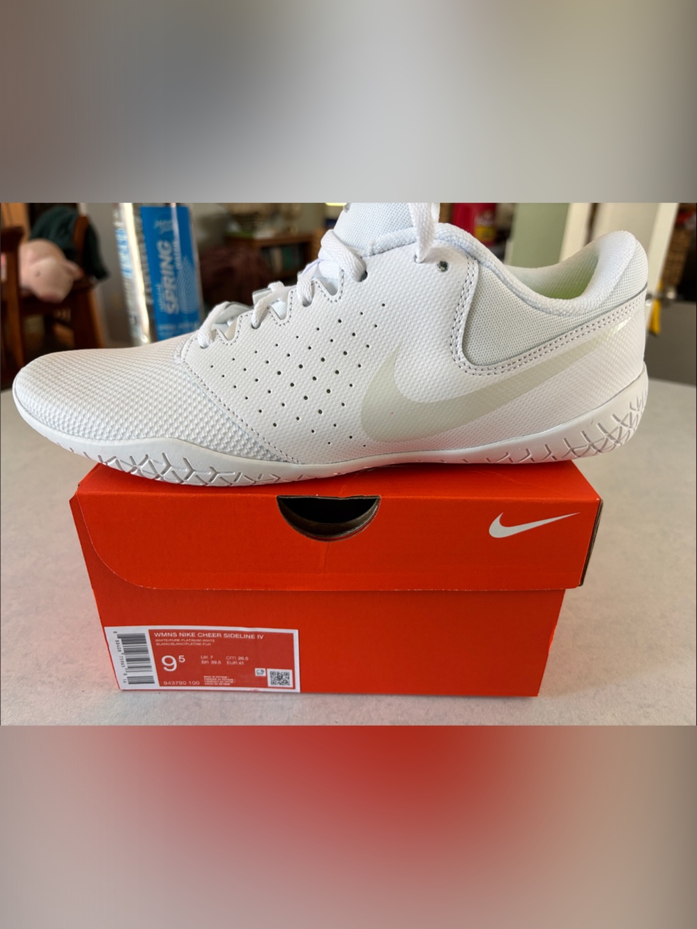 Nike Women's Cheer Athletic Shoes